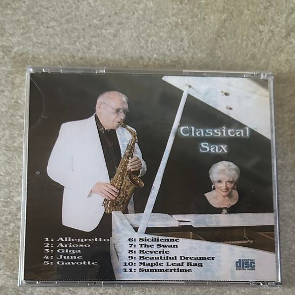 NEW Classical Sax CD Frank & Sara Saxton - Picture 2 of 2